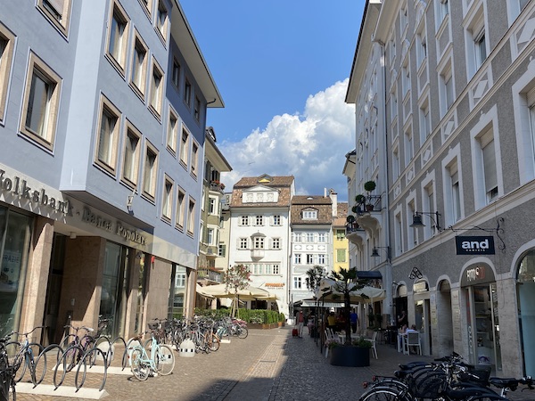 Bolzano travel guide: all you need to know to visit this pretty mountain town in Alto Adige Italy