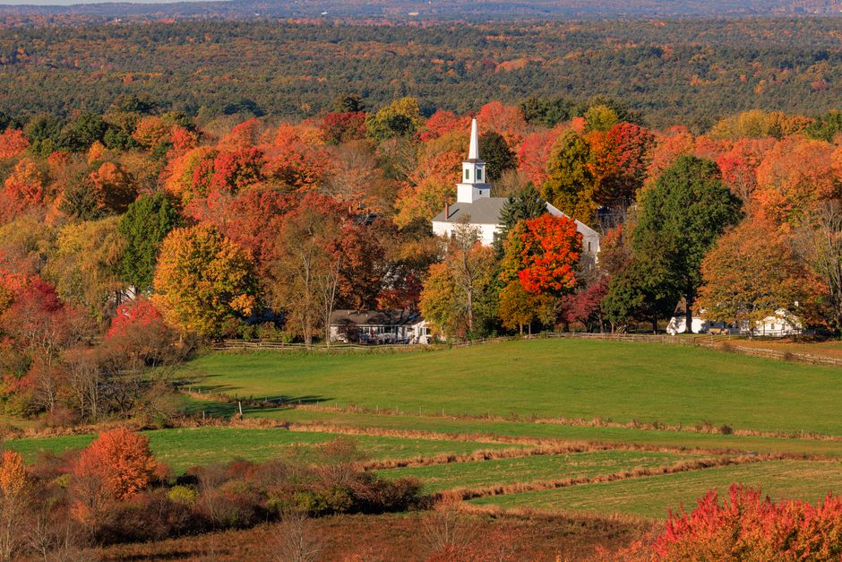 A Fall Weekend in New England’s Small Towns