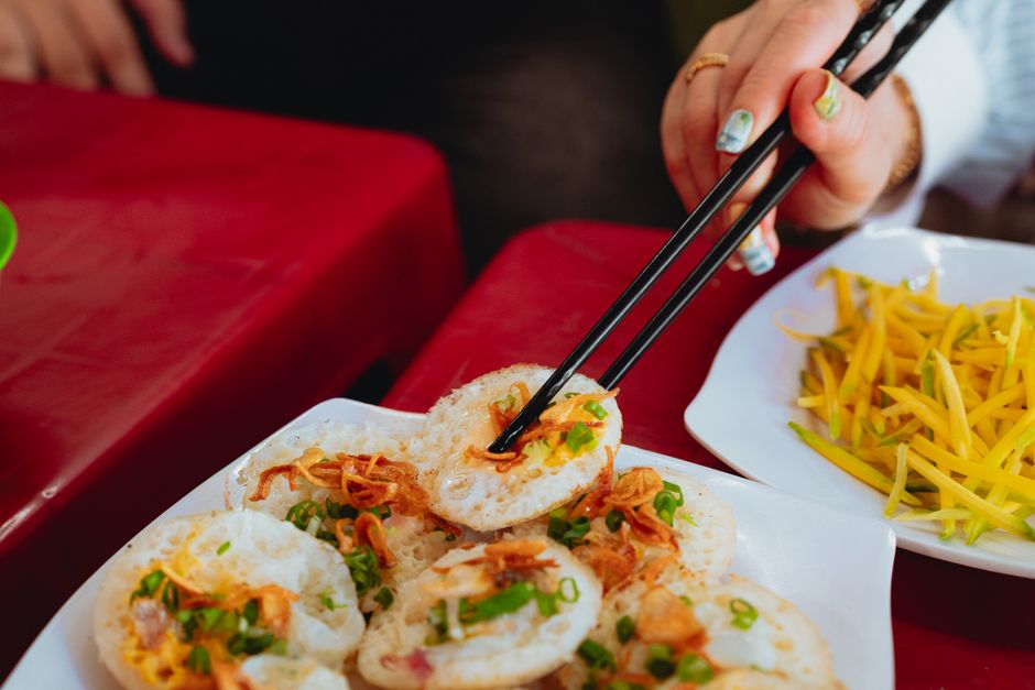 Eating Street Food Safely Asia: Why Most Travelers Get Sick From Street Food (And How to Avoid It)