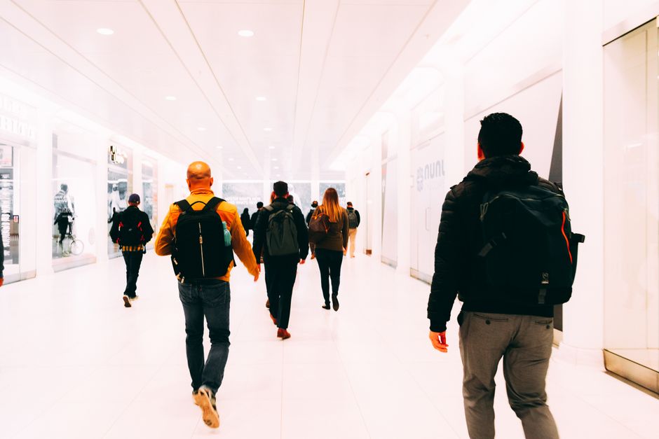 How to Travel Smoothly During the Holiday Season