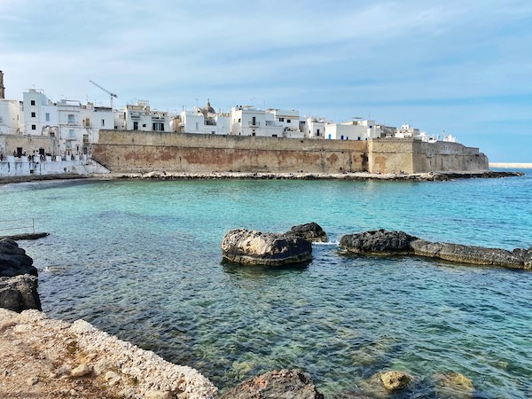 Puglia without a car: all you need to know to plan a trip without own transport