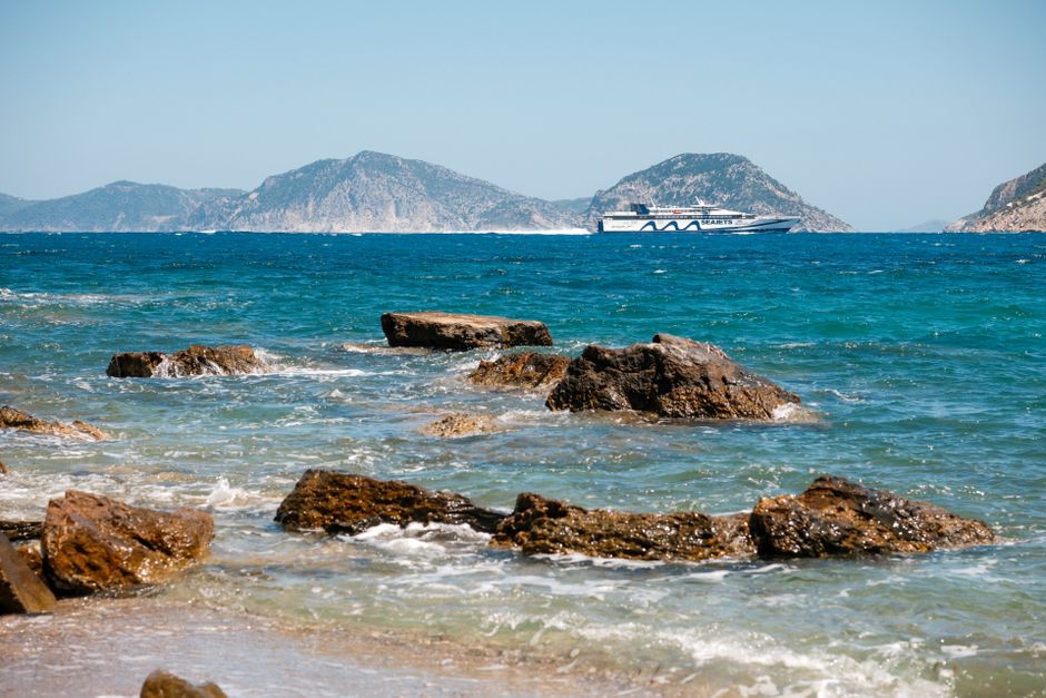 Island Hopping in Greece: Planning Your Route