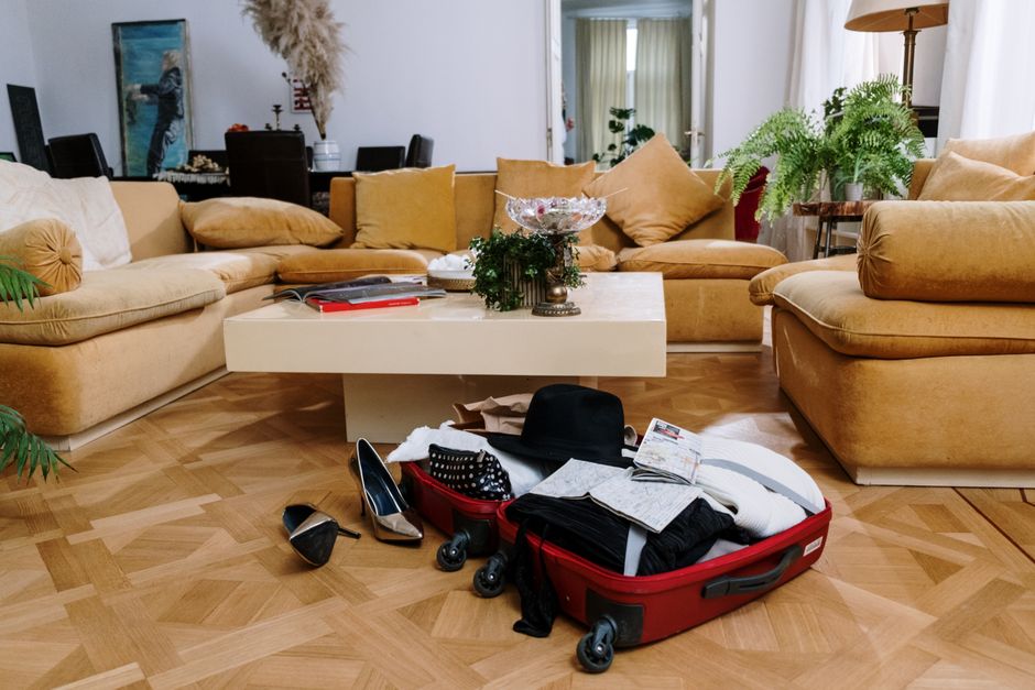 Minimalist Packing List Winter Norway: The Minimalist Packing List for a 2-Week Winter Trip to Norway