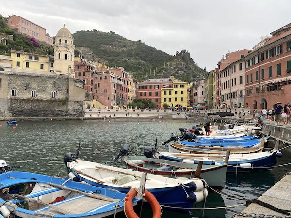 Vernazza with kids: all you need to know for a perfect stay with family